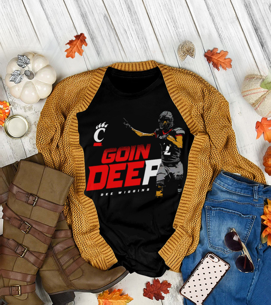 Dee Wiggins Goin’ Deep Cincinnati Bearcats Football Iconic Play Action T-Shirt