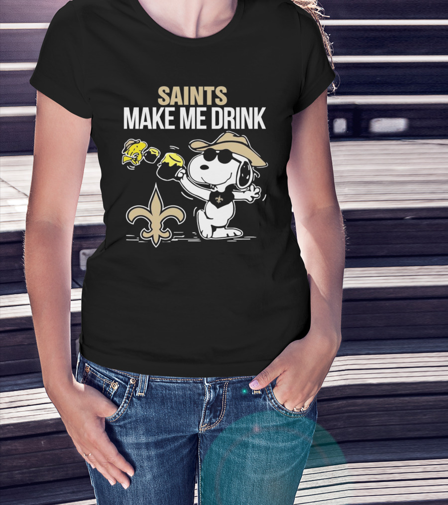 Snoopy Saints Make Me Drink With Football Logo And Hat T-Shirt