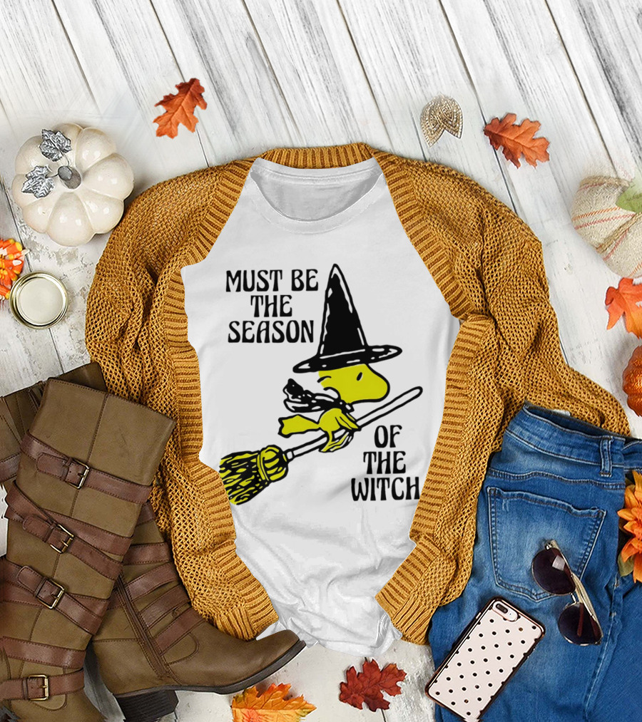 Must Be the Season of the Witch Halloween Woodstock Peanuts Broomstick T-Shirt