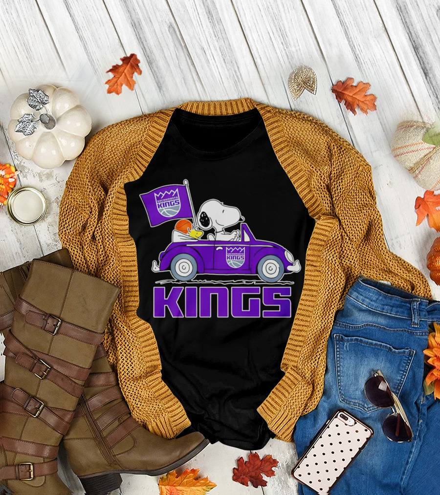 Sacramento Kings Snoopy Dog Driving Car with Flag and Basketball T-Shirt