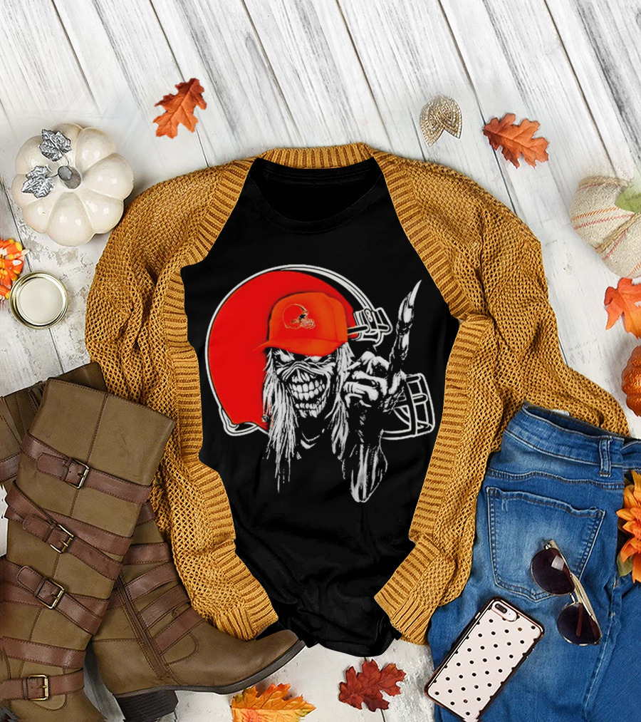 Cleveland Browns Skull with Helmet Halloween Football T-Shirt
