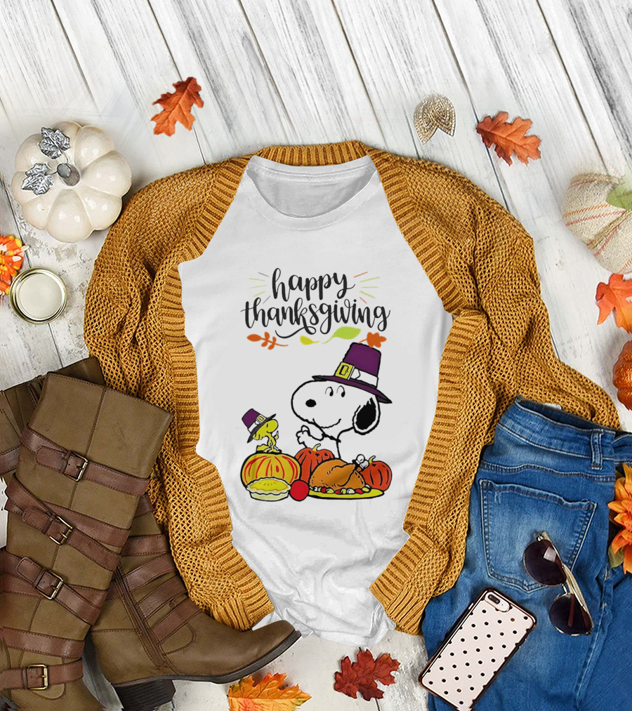 Thanksgiving Snoopy and Woodstock with Pilgrim Hats Feast T-Shirt