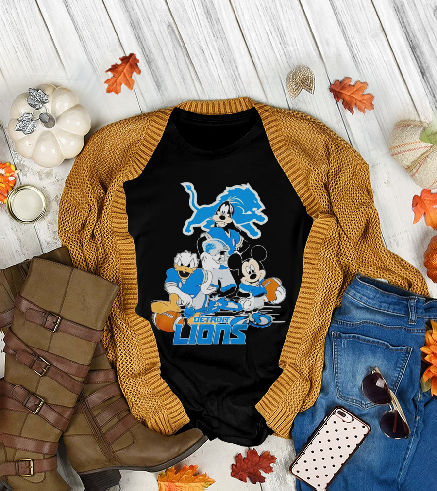 Detroit Lions Mickey Friends Game Day Football Disney T-Shirt