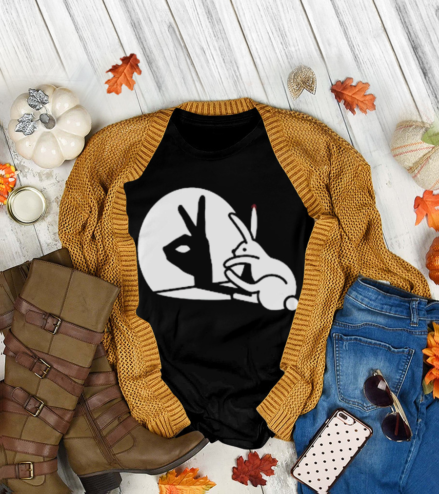 Rabbit Hand Shadow Peace Gesture Optical Illusion T-Shirt