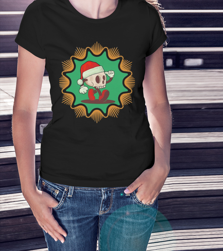 Skull Santa In Vintage Christmas Hat Badge T-Shirt