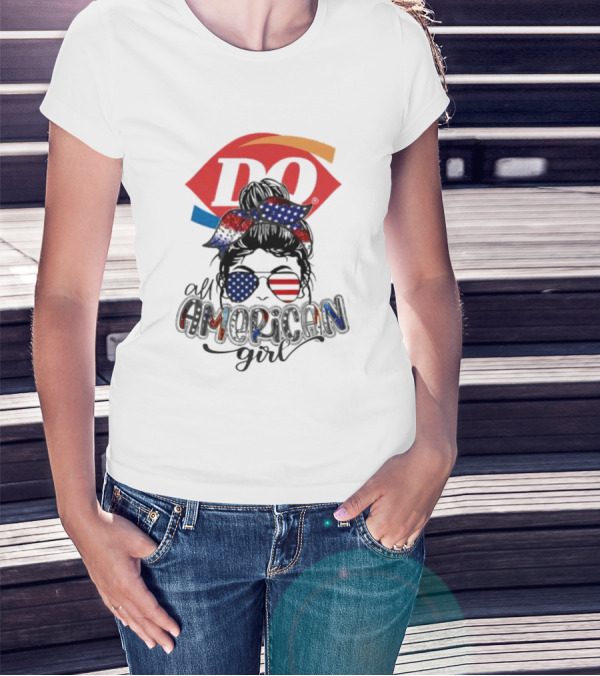 Dairy Queen All American Girl Messy Bun Patriotic髁 T-Shirt