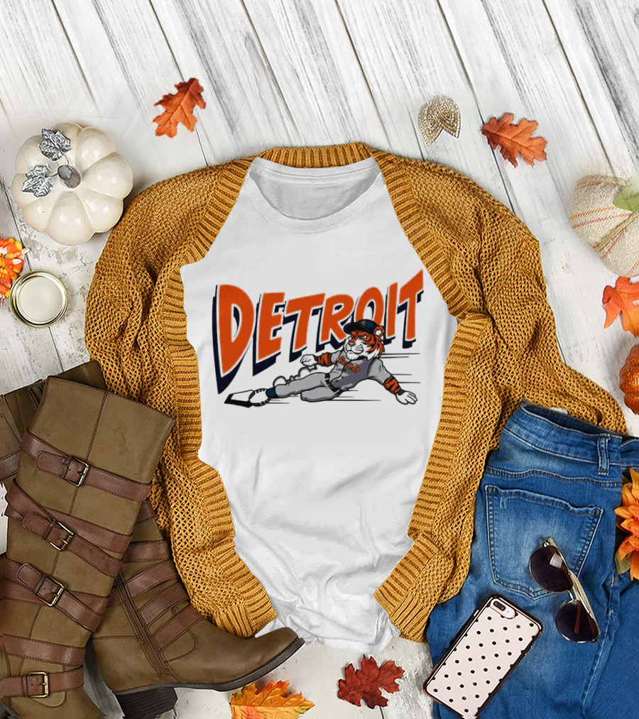 Detroit Sliding Tiger Baseball Player T-Shirt