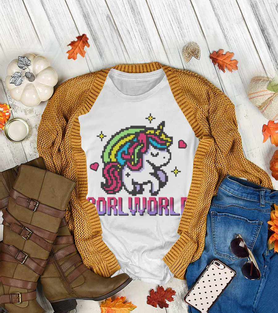 Gorl World Unicorn Retro Pixel Art Rainbow Hearts T-Shirt