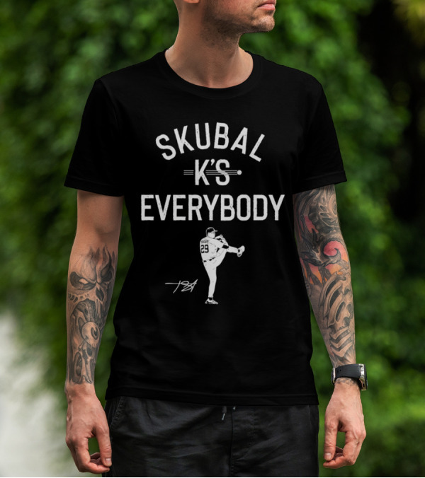 Skubal K's Everybody Number 29 Pitcher Stance T-Shirt