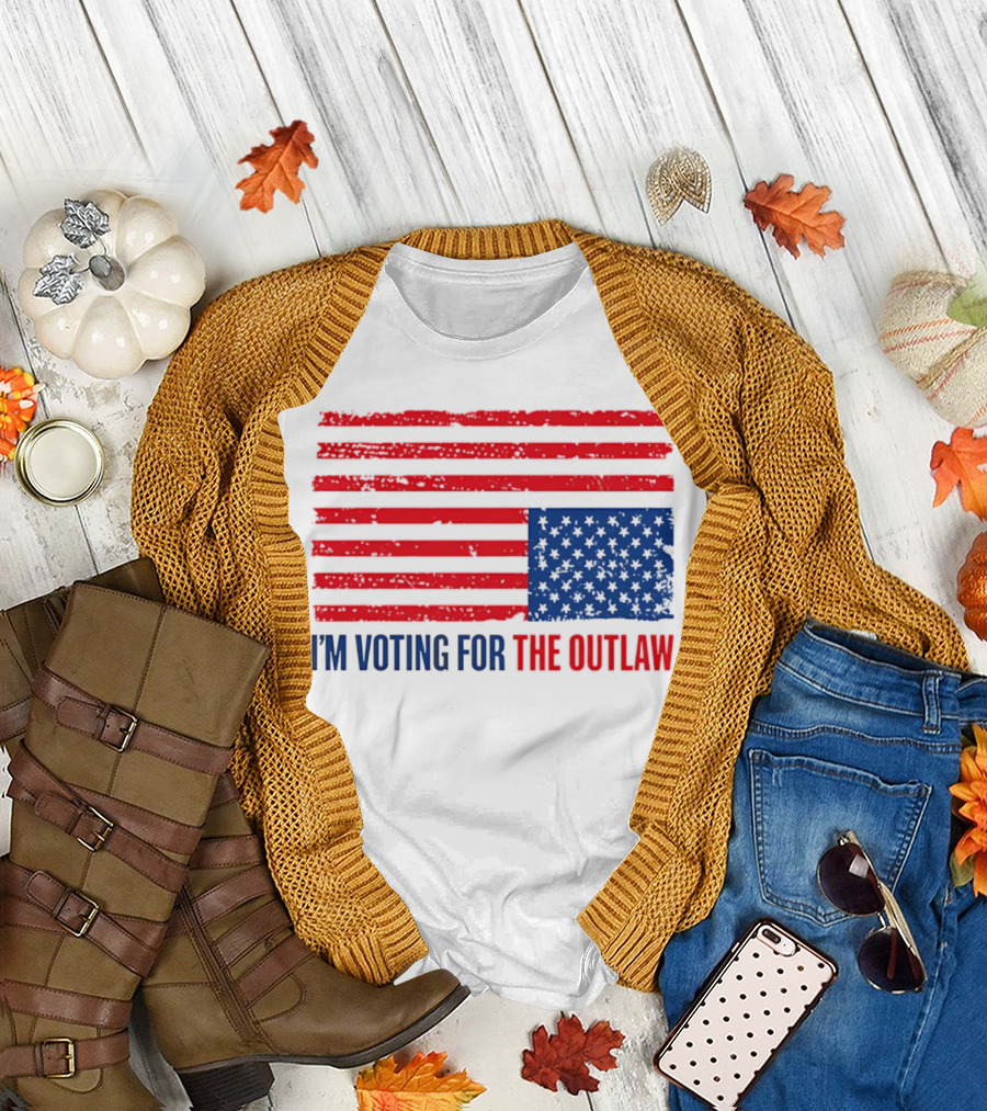 USA Flag I'm Voting for the Outlaw Distressed American T-Shirt