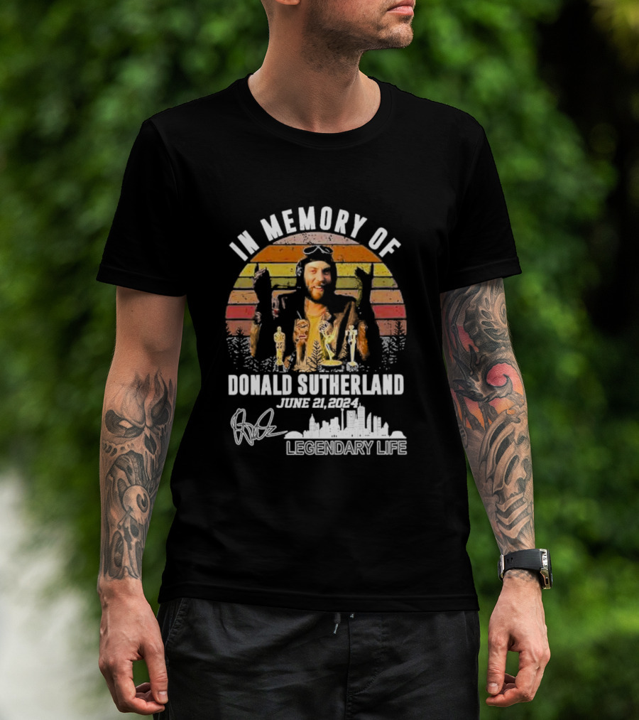In Memory Of Donald Sutherland June 21 2024 Legendary Life Vintage Sunset Scene T-Shirt