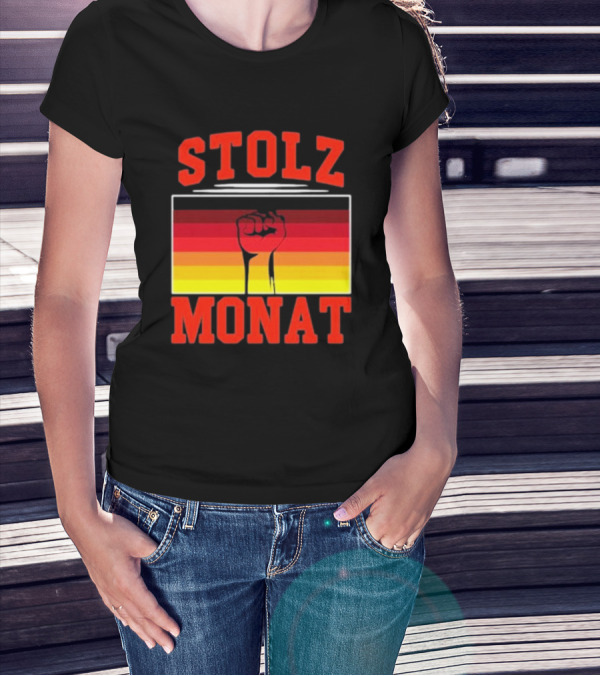 Stolz Monat Fist With German Flag Colors T-Shirt