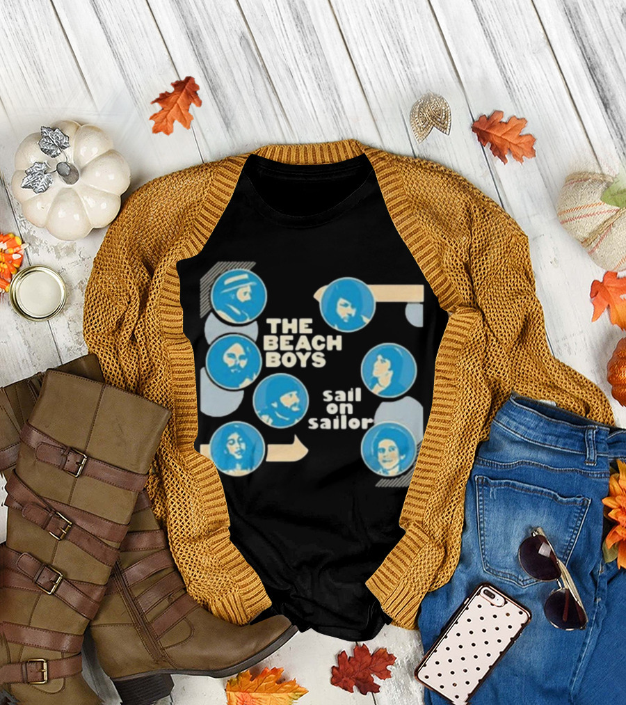 The Beach Boys Sail On Sailor Retro Blue Circles T-Shirt