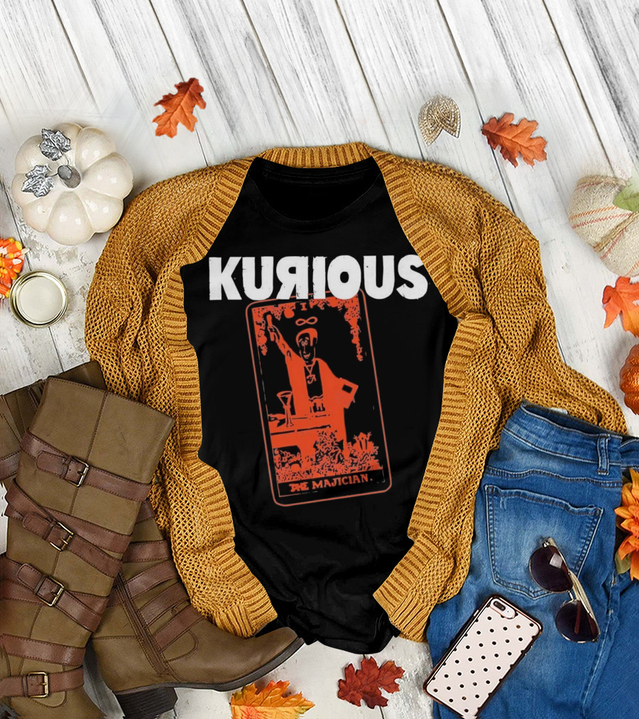 Kurious Gasdrawls the Majician Tarot Card T-Shirt