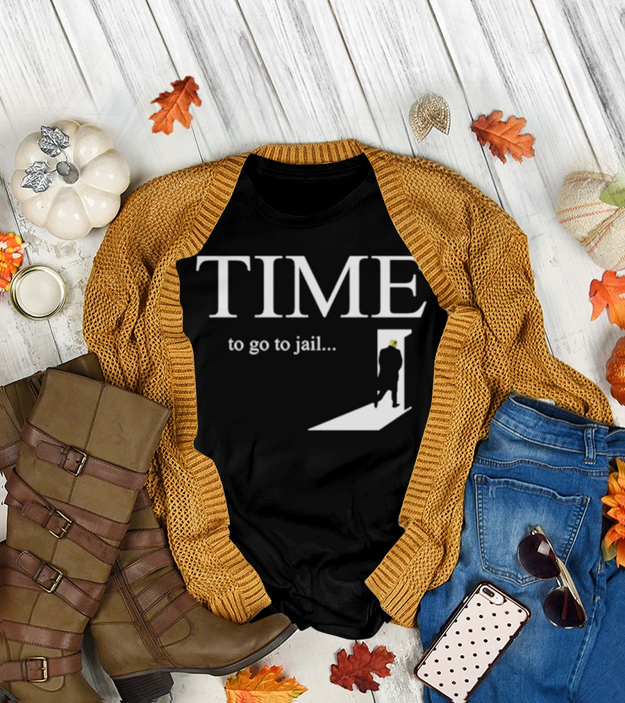 TIME to Go to Jail Door Silhouette Trump T-Shirt