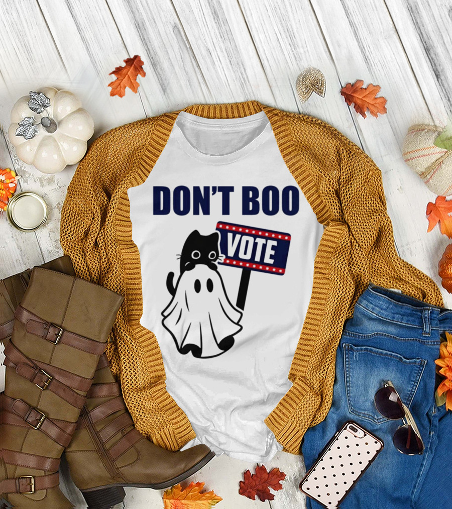 DON’T BOO VOTE 2024 Black Cat Ghost Holding Red White Blue Sign T-Shirt