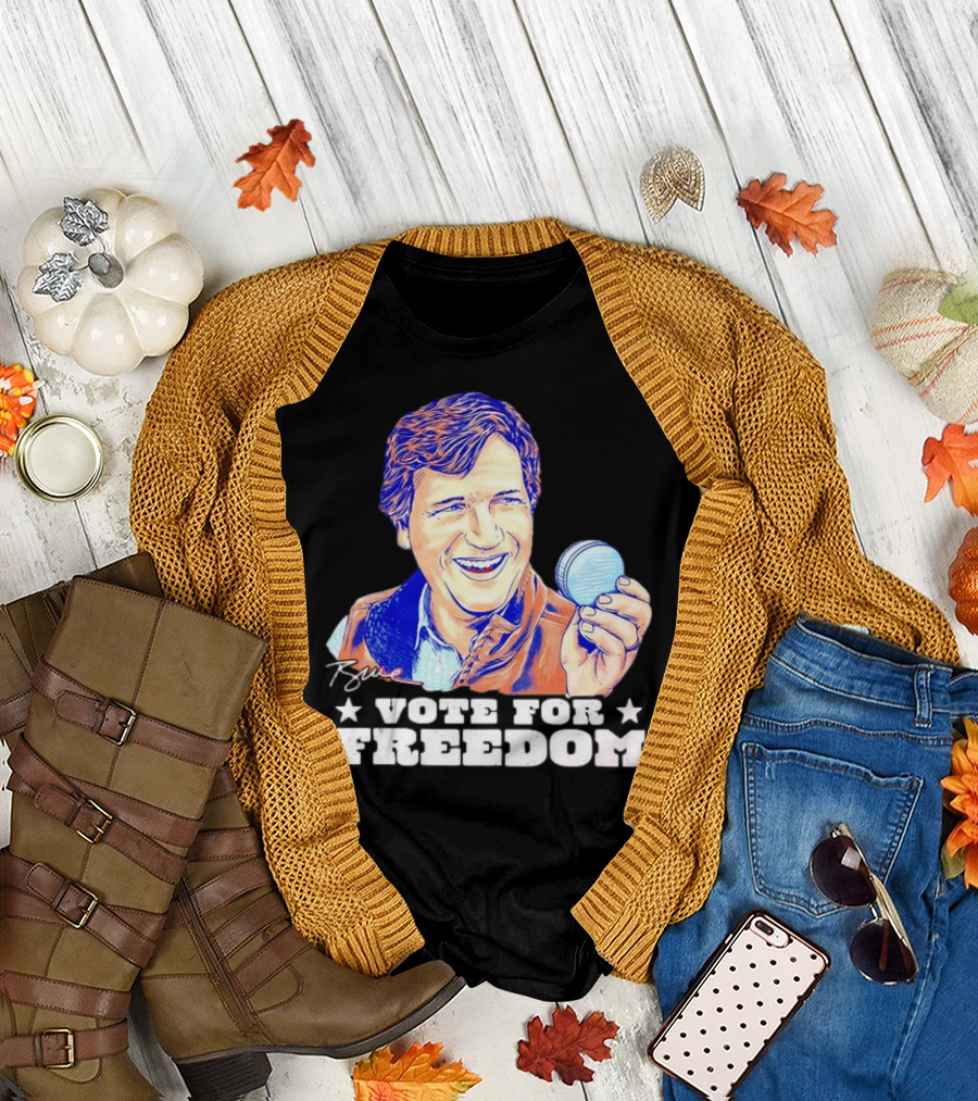 Tucker Carlson Vote for Freedom Signature Holding Macaron T-Shirt