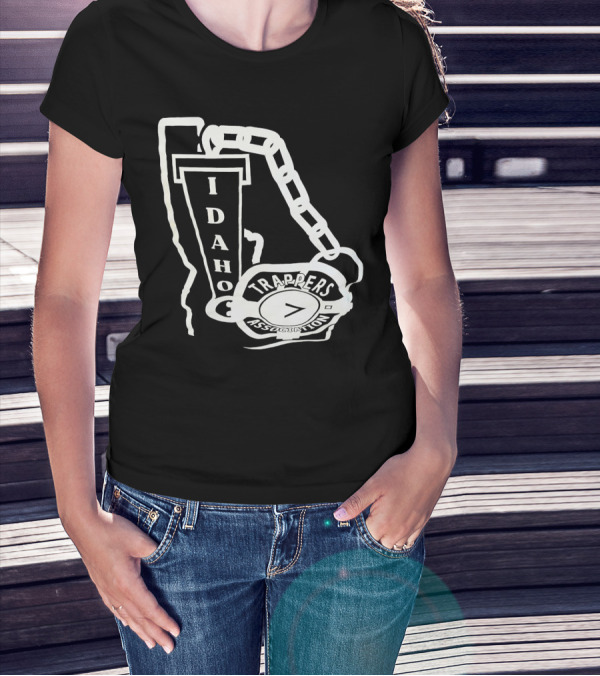 Idaho Trappers Association Logo With Trapper Symbol And Chain T-Shirt