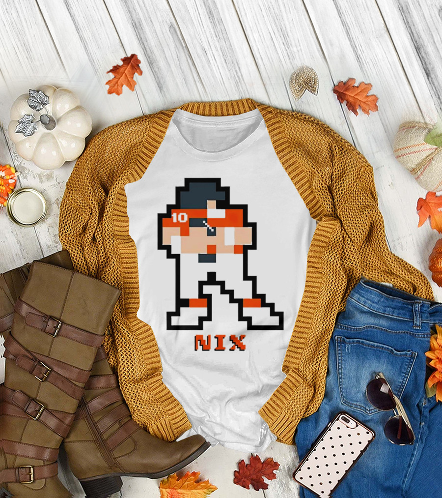 Bo Nix 8-Bit Pixel Art 10 Block Figure T-Shirt