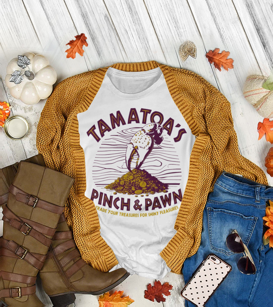 Tamatoa's Pinch and Pawn Trade Your Treasures for Shiny Pleasures T-Shirt