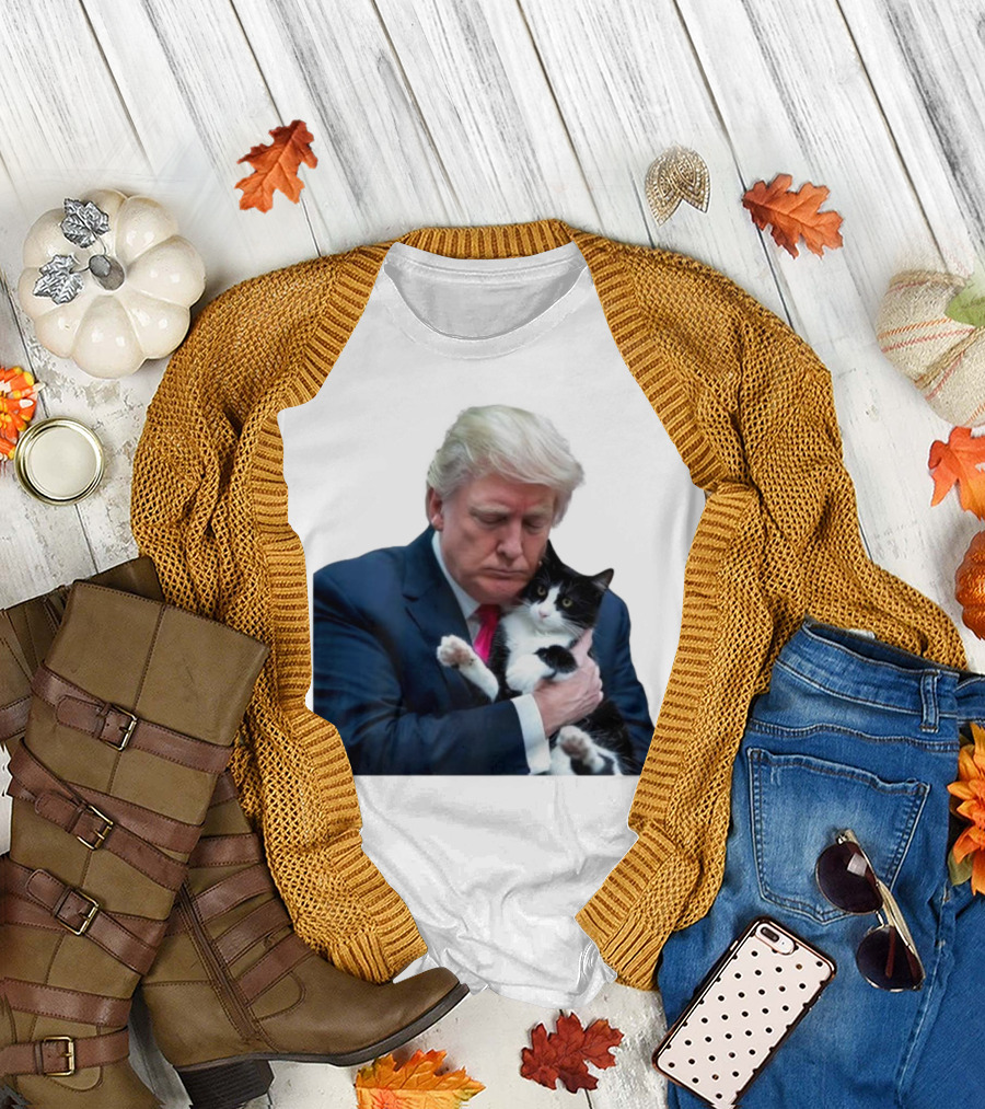 Trump Hugging Cat Saving Our Pets T-Shirt