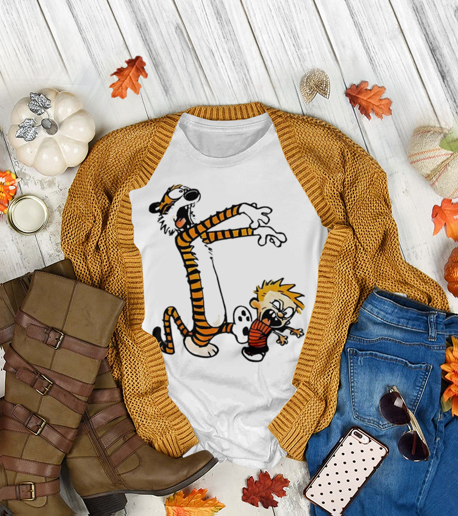Calvin and Hobbes Playing Zombies Comic Characters Fun T-Shirt