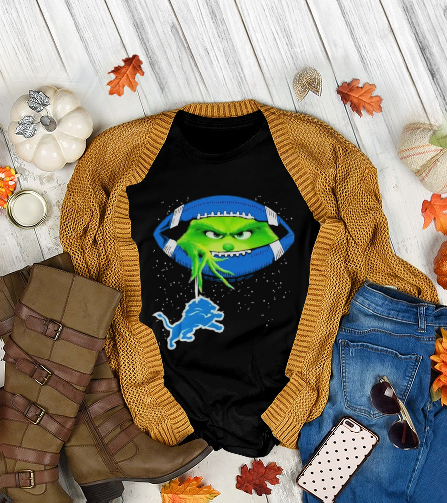 Grinch Holding Detroit Lions Logo Inside Football Christmas T-Shirt