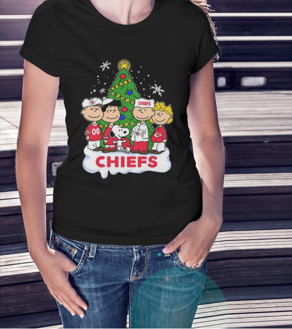 Kansas City Chiefs Snoopy Peanuts Christmas Chiefs Holiday T-Shirt