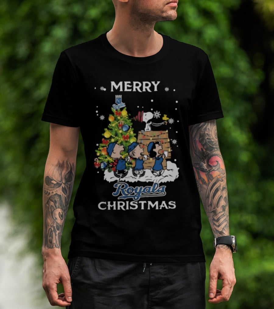 Merry Christmas Kansas City Royals Snoopy And Friends T-Shirt