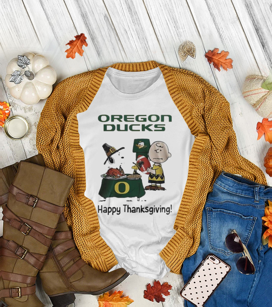 Oregon Ducks Peanuts Happy Thanksgiving Football T-Shirt