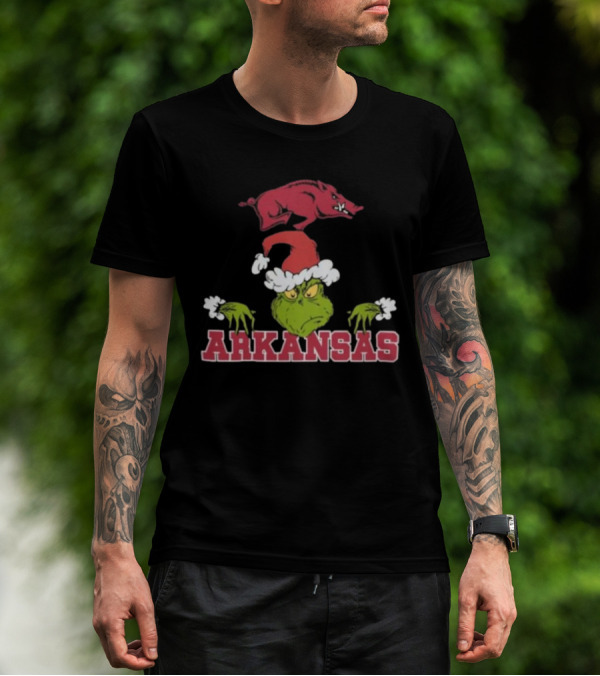 Arkansas Razorbacks Grinch Christmas NCAA Football T-Shirt