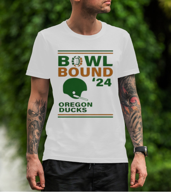 Oregon Ducks Bowl Bound '24 Helmet T-Shirt