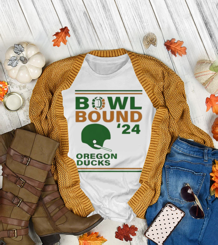Oregon Ducks Bowl Bound '24 Helmet T-Shirt