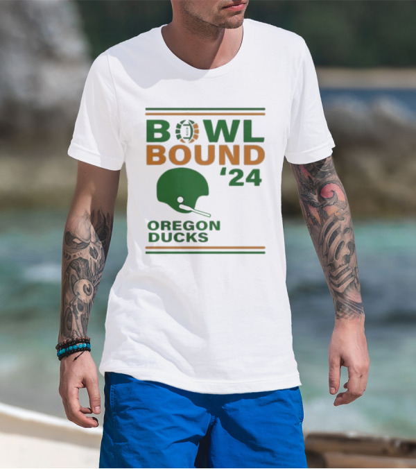 Oregon Ducks Bowl Bound '24 Helmet T-Shirt