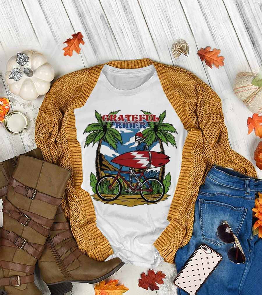 Grateful Rider Skeleton Beach Cruiser with Surfboard and Palm Trees T-Shirt