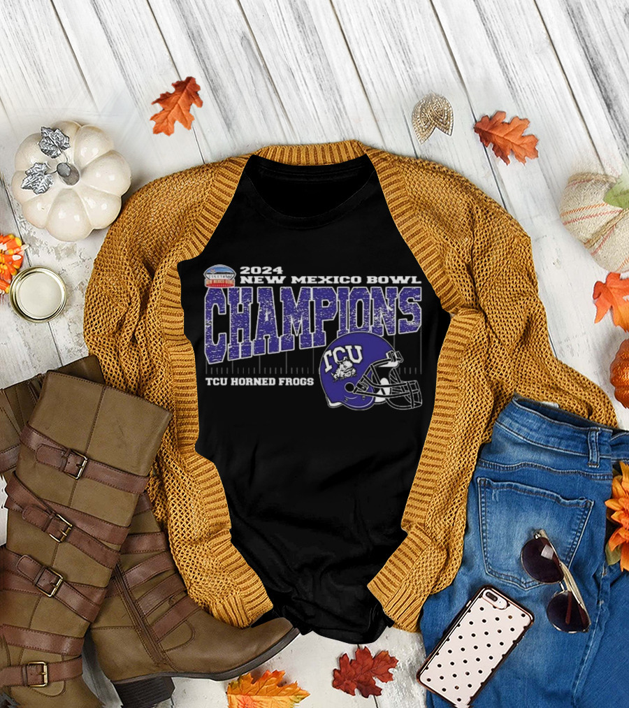 TCU Horned Frogs 2024 New Mexico Bowl Champions Vintage Style Helmet T-Shirt