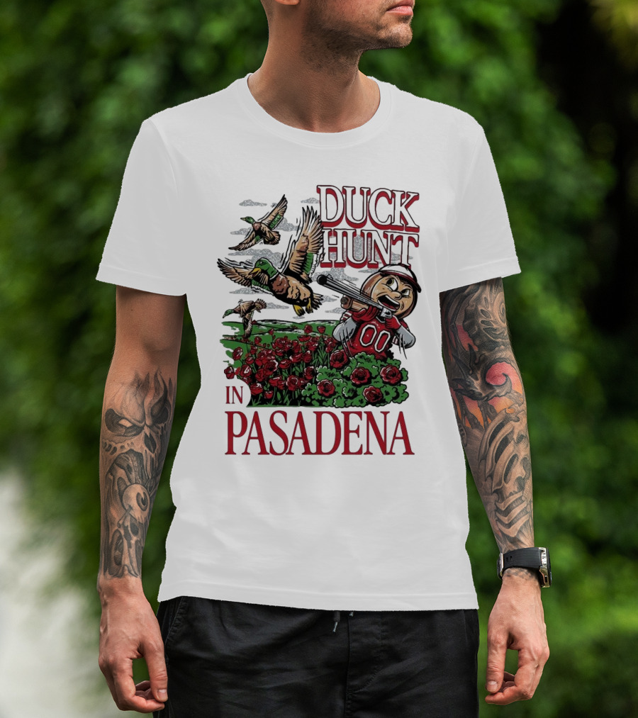 Duck Hunt In Pasadena Football Roses Retro Style T-Shirt