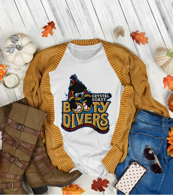 Crystal Coast Booty Divers Pirate Spyglass Emblem T-Shirt