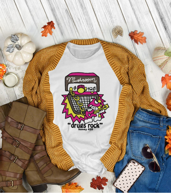 Drugs Rock Honey 420 Guitar Amp Bold Neon Art Style T-Shirt