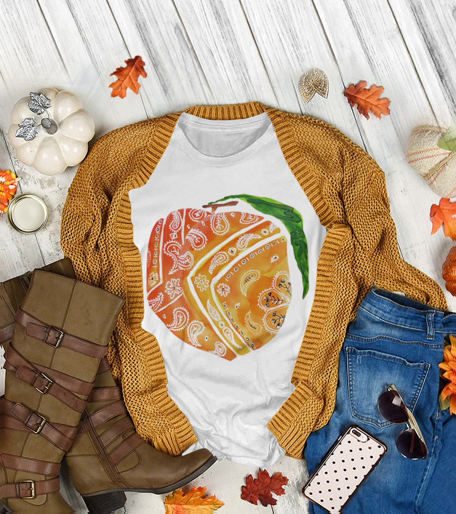 Peach Paisley Pattern Please T-Shirt