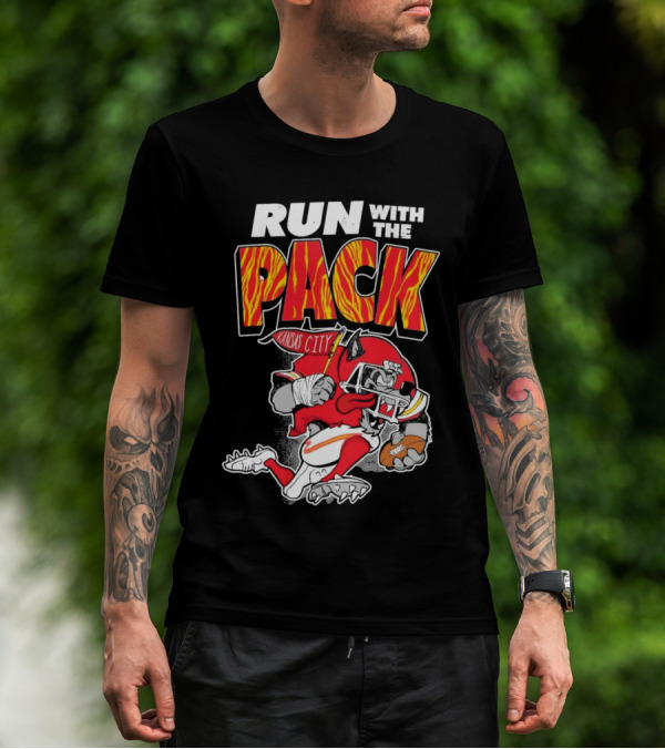 Run With The Pack Kansas City Chiefs KC Wolf 2025 T-Shirt