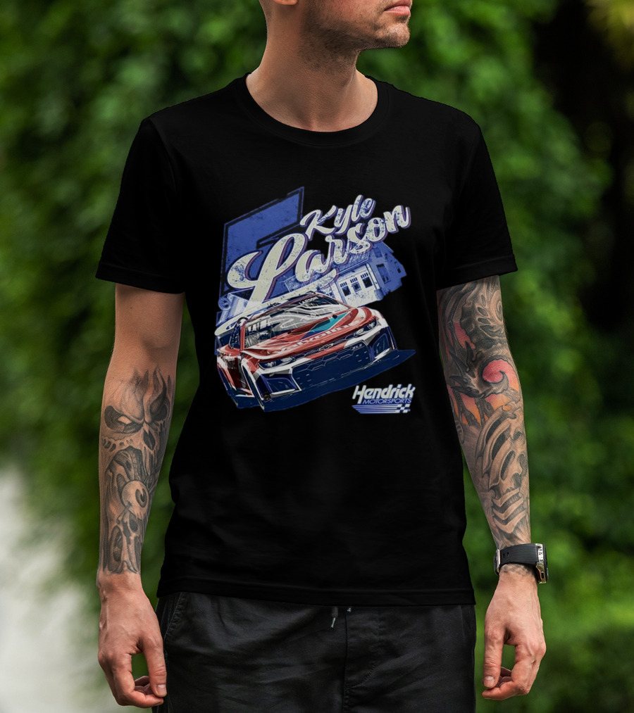 Kyle Larson Hendrick Motorsports Valvoline Racing Car T-Shirt