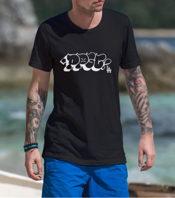 Los Angeles Ppgc Graffiti Style Bold Text With LA Icon T-Shirt