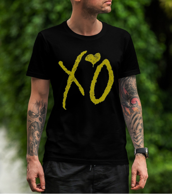 Nav Omw2 Rexdale XO Yellow Script T-Shirt