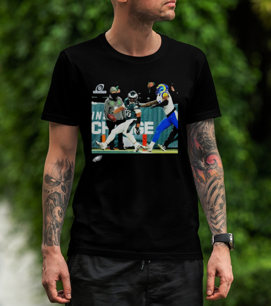 Philadelphia Eagles NFL Playoffs Divisional Round Action Scene With Saquon Barkley And Opponent T-Shirt