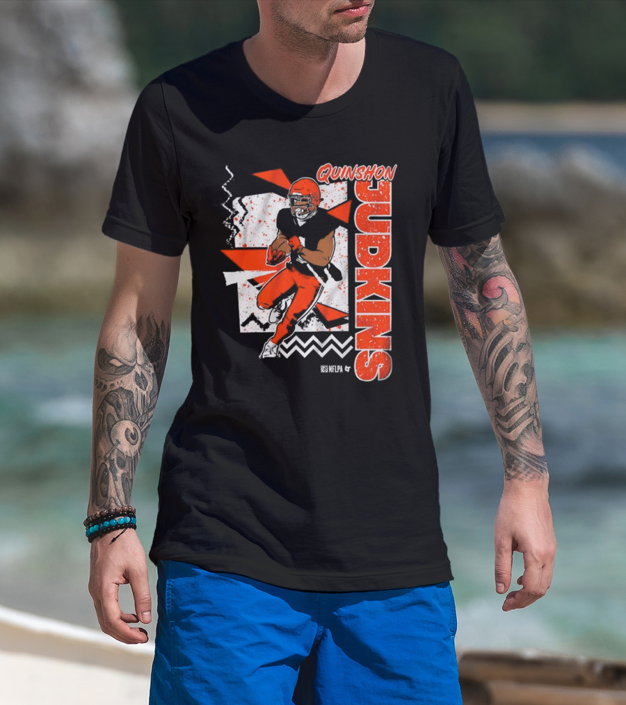 Quinshon Judkins Football 90s Style Bold Zigzag Pattern T-Shirt