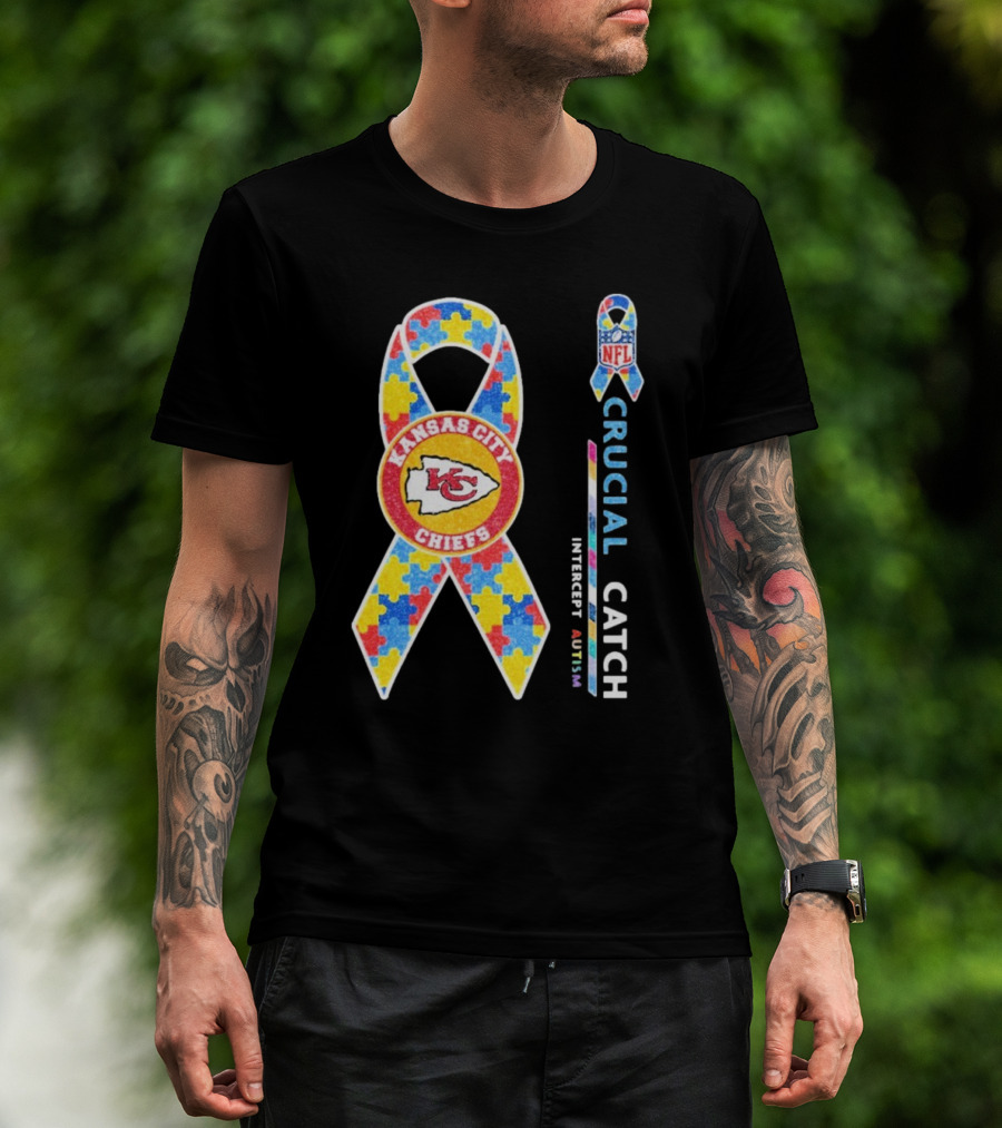 Kansas City Chiefs NFL Puzzle Ribbon Autism Awareness Crucial Catch T-Shirt