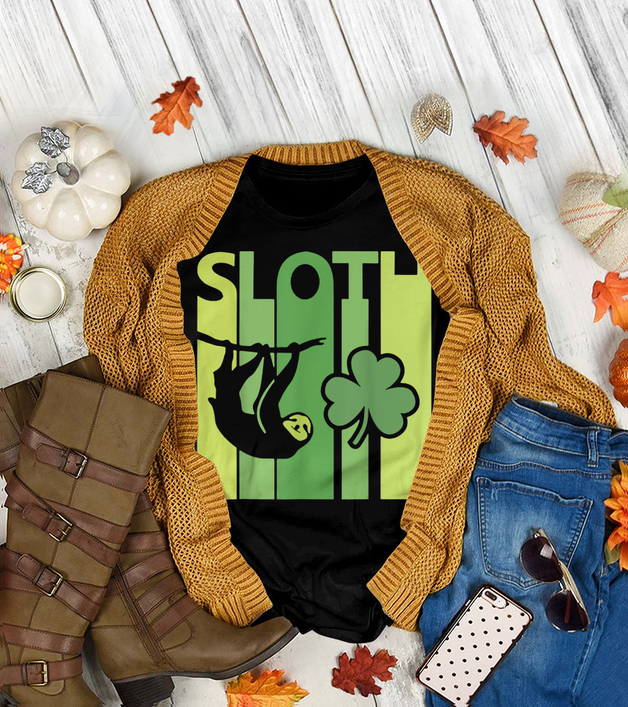 Lucky Sloth Hanging Irish Vintage Shamrock St Patrick's Day T-Shirt