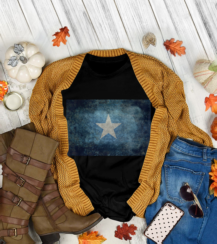 Flag of Somalia Vintage Style Star on Distressed Blue Background T-Shirt
