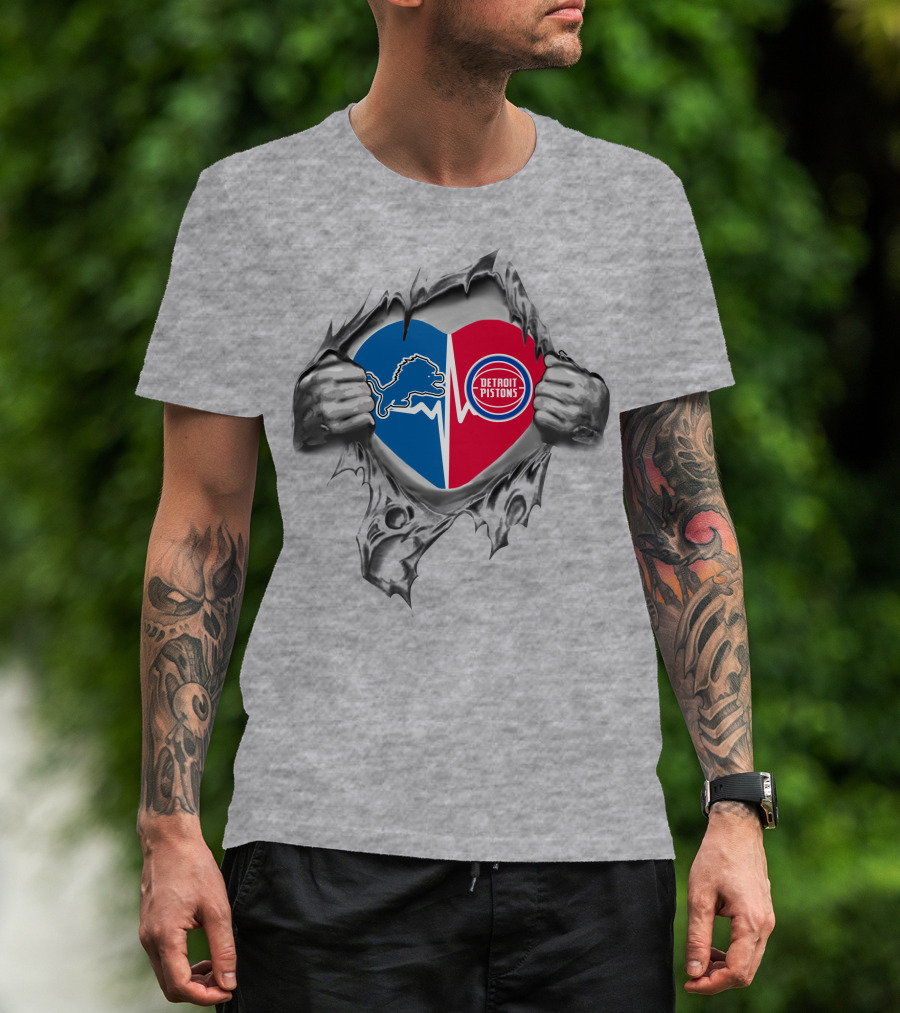 Lions Pistons Detroit Heart Split T-Shirt